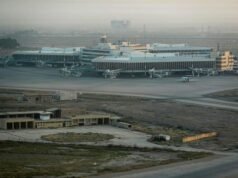 Milicias iraquíes respaldadas por Irán lanzan ataques con aviones no tripulados cerca del recinto diplomático y del aeropuerto de Bagdad
