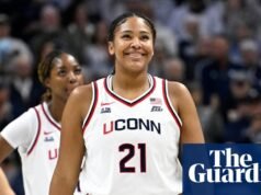 Sarah Strong de UConn nombrada jugadora AP del año después de una temporada estelar en su segundo año | baloncesto universitario