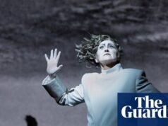 “¿Estás listo para bajar por la madriguera del conejo?” »: en una producción de Moby Dick como nunca antes la habías visto | Roberto Wilson