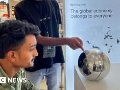 Tinder y Zoom ofrecen escáneres oculares “prueba de humanidad” para luchar contra la IA