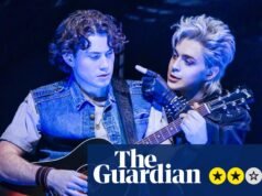 Reseña de The Lost Boys: el musical de vampiros de los 80 carece de sabor de Broadway | Broadway