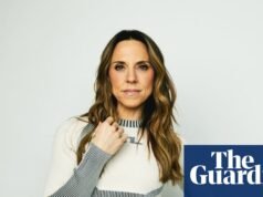 “Recibí botellas en el escenario. Podría haber orinado’: Melanie C sobre la manía de las Spice Girls, el síndrome del impostor y su cita con un chile | Melanie C