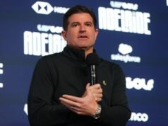 El CEO de LIV Golf dice que la liga tiene dinero para el resto de la temporada, pero dice que “no es así como funciona el mundo” cuando se trata de financiación futura