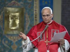 El Papa León hace un llamamiento a la juventud africana durante la misa más grande de su papado