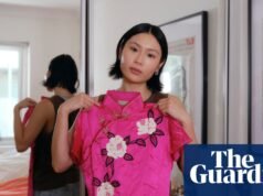 ‘Es una prueba de coraje usar un cheongsam rosa fuerte’: cómo aprendí a usar las reliquias de mi abuela | moda australiana
