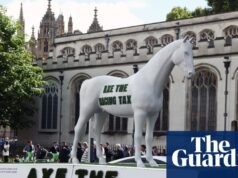 Carreras abiertas a protestas más directas en la campaña contra los controles de asequibilidad | Carrera de caballos