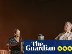 Reseña de Death of a Salesman: Nathan Lane y Laurie Metcalf hipnotizan en el resurgimiento | Broadway