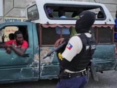 La primera tropa extranjera de la nueva fuerza antipandillas llega a Haití para sustituir a la misión anterior