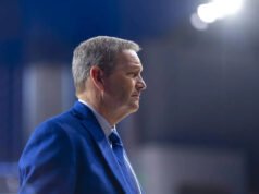 El gobernador de Kentucky parece criticar el paquete de jubilación otorgado al fiscal de distrito saliente Mitch Barnhart