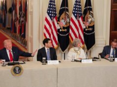 Fuentes: Se espera que el presidente Trump emita una nueva orden ejecutiva para regular los deportes universitarios.