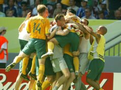 A 47 días del Mundial: Cuando Australia venció a Japón (y al árbitro) con remontada de 3 goles