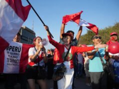 Tribunal peruano fija el 15 de mayo como fecha límite para el conteo de votos en carrera presidencial