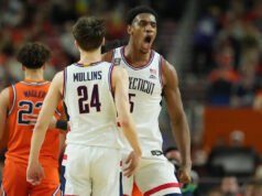 Final Four 2026: UConn bloquea a Illinois, detiene el repunte para avanzar al tercer juego por el título de la NCAA en 4 temporadas