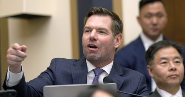 Eric-Swalwell-GettyImages-2257621137.jpg