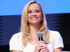 Reese Witherspoon lució jeans holgados en Nueva York