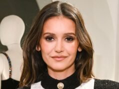 Bonitos jeans primaverales de Nina Dobrev: compre 13 estilos