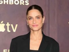 Amanda Peet ofrece información actualizada después del diagnóstico de cáncer de mama