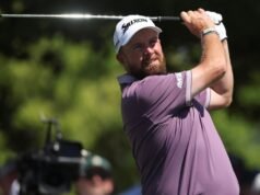 El golfista profesional Shane Lowry logra un histórico hoyo en uno en el Masters 2026