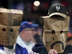 Terapeuta infantil ofrece consejos a padres de fanáticos de los Mets