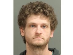 Ethan Jamieson de Los Juegos del Hambre arrestado por agresión con arma mortal