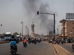 Francia insta a sus ciudadanos a abandonar Mali tras los ataques rebeldes