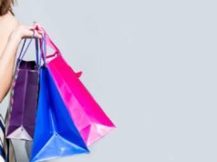 Los precios de los bienes en el Reino Unido están subiendo debido a la inflación provocada por el conflicto, la ropa y los zapatos se escapan por ahora