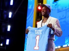 Las perspectivas de fútbol de fantasía de Carnell Tate después de que los Tennessee Titans consiguieran WR en el Draft de la NFL de 2026