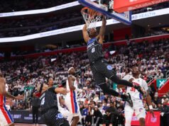 Magic F Jamal Cain lanza un feroz mate con una mano a través de Jalen Duren en el Juego 4 contra los Pistons