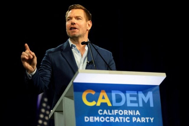 california-gubernatorial-candidate-eric-swalwell-125406057_1eb8e2.jpg