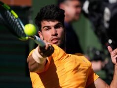 Carlos Alcaraz se retira del Barcelona Open por un problema en la muñeca derecha