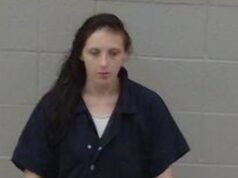 Pareja acusada de asesinar a su hijo, el padre dice que el niño resultó herido en el asiento del coche