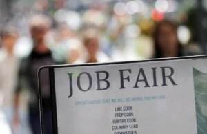 Los empleadores estadounidenses crean 178.000 puestos de trabajo en marzo, según muestra un informe mejor de lo esperado