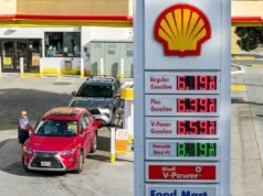 El condado de Mono, California, tiene los precios de gasolina más altos de los Estados Unidos.