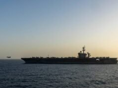 El índice Dow Jones sube, el petróleo cae casi un 10% después de que Irán abre el estrecho de Ormuz