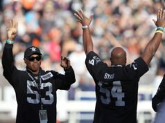 El veterano apoyador de los Raiders, Rod Martin, que ganó dos Super Bowls con el equipo, falleció a los 72 años.