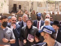 El presidente argentino Milei aterriza en Israel y se espera que se reúna con Netanyahu y anuncie un nuevo vuelo de El Al.