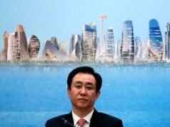 El fundador de China Evergrande se declara culpable de fraude en un tribunal de Shenzhen