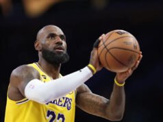 LeBron James supera a Kareem Abdul-Jabbar con más victorias en la historia de la NBA