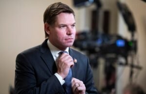 Eric Swalwell está ausente. ¿Y ahora?