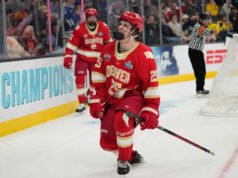 Frozen Four: Denver vence a Michigan en doble tiempo extra, 4-3, para avanzar al Campeonato Nacional de Hockey sobre Hielo de la NCAA contra Wisconsin