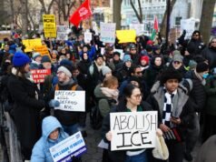 El sindicato de docentes miente para extorsionar miles de millones a los contribuyentes