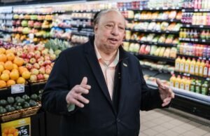 Cena y paseo con Gristedes y el propietario de WABC Radio, John Catsimatidis
