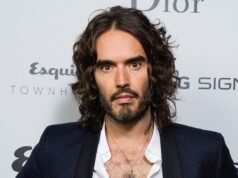 Russell Brand admite haberse acostado con una chica de 16 años cuando tenía 30