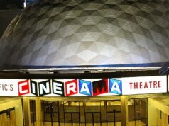 La policía disolvió el viernes la protesta de la Campaña Popular del Cinerama Dome.