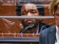 El teléfono celular de D4vd contenía “pornografía infantil”, dice fiscal de Los Ángeles