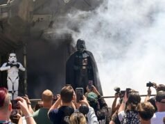 Darth Vader llega a la tierra de “Star Wars”, marcando un punto de inflexión para Disneylandia