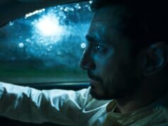 Reseña de ‘Hamlet’: Riz Ahmed conspira como un descendiente afligido que busca venganza