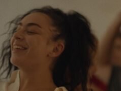 Revisión de ‘Erupcja’: Charli XCX definitivamente debería seguir actuando