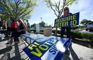 Necesitamos entregar las identificaciones de los votantes: es simplemente sentido común