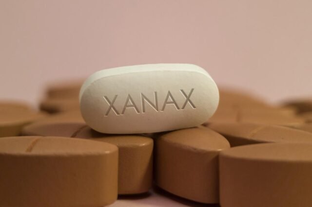 xanax-alprazolam-pill-drug-medication-125703904.jpg